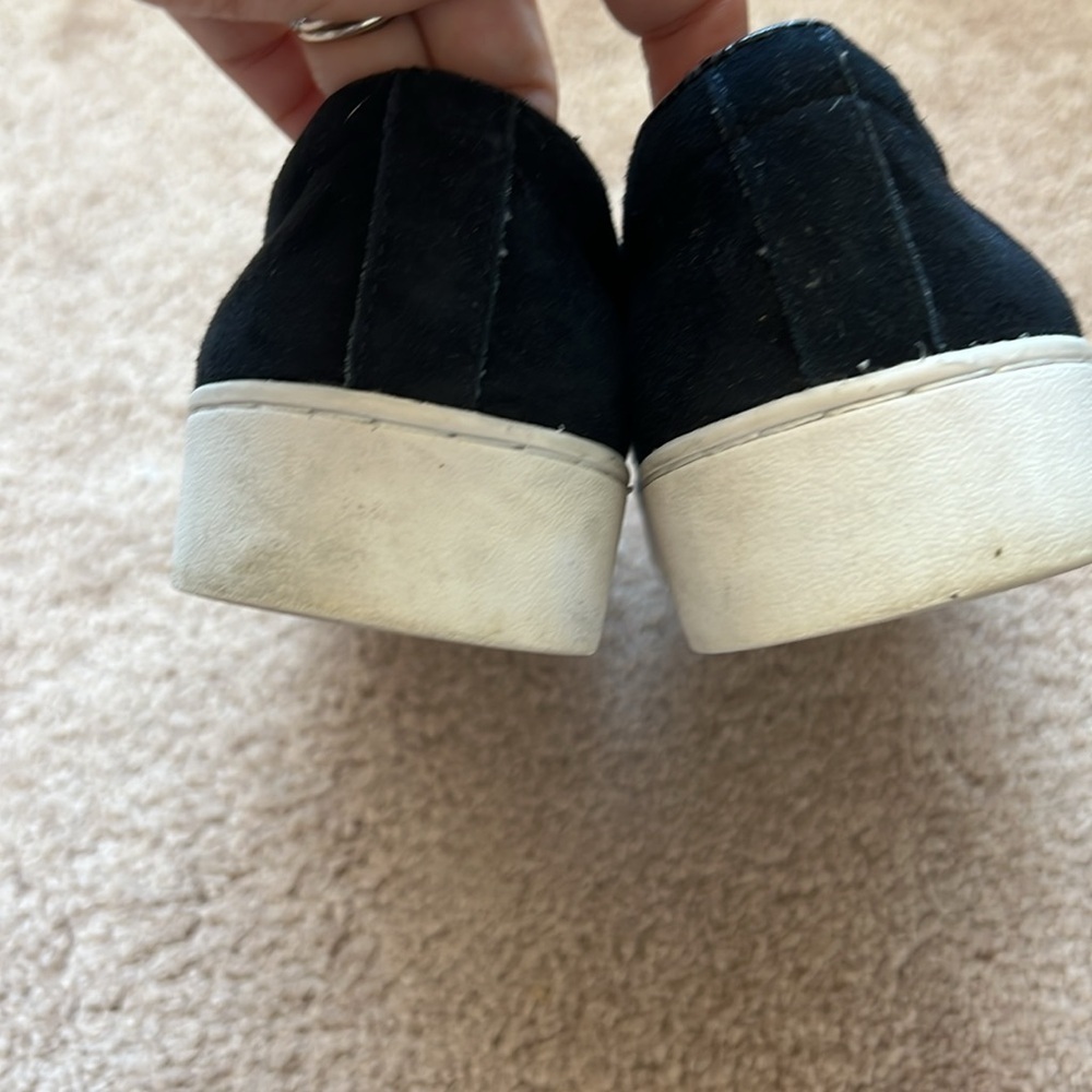 Vionic Slip-on Loafer - Picture 4 of 7